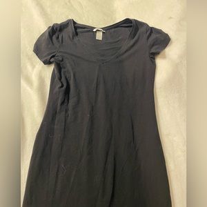 Black gap tee shirt dress